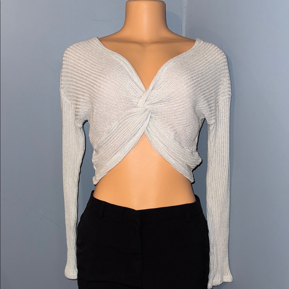 Windsor Knotted Crop Sweater - Size Large